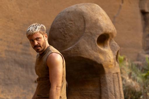 Olin (Jannik Schümmann) in Sony Pictures' DIE DREI ??? – TOTENINSEL Foto von: Tomás Correa © Wiedemann und Berg Film GmbH/Deutsche Columbia Pictures Filmproduktion GmbH