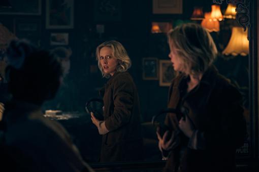 Gemma (Amelia Eve) dans le film de ScreenGems INSIDIOUS : L’INVASION DU LOINTAIN  © Sony Pictures Releasing Switzerland GmbH